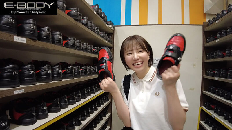 ボーリングデートで盛り上がる2人