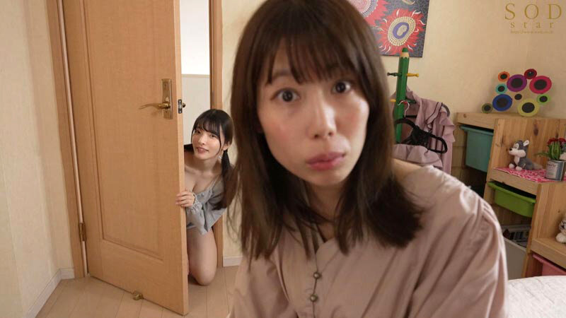 料理中の妹とのこっそりセックス